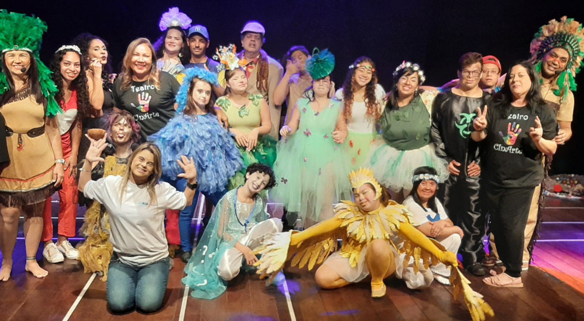 A Companhia de Teatro CinARTE &eacute; formada exclusivamente por 20 crian&ccedil;as e jovens atores portadores de necessidades intelectuais - Divulga&ccedil;&atilde;o