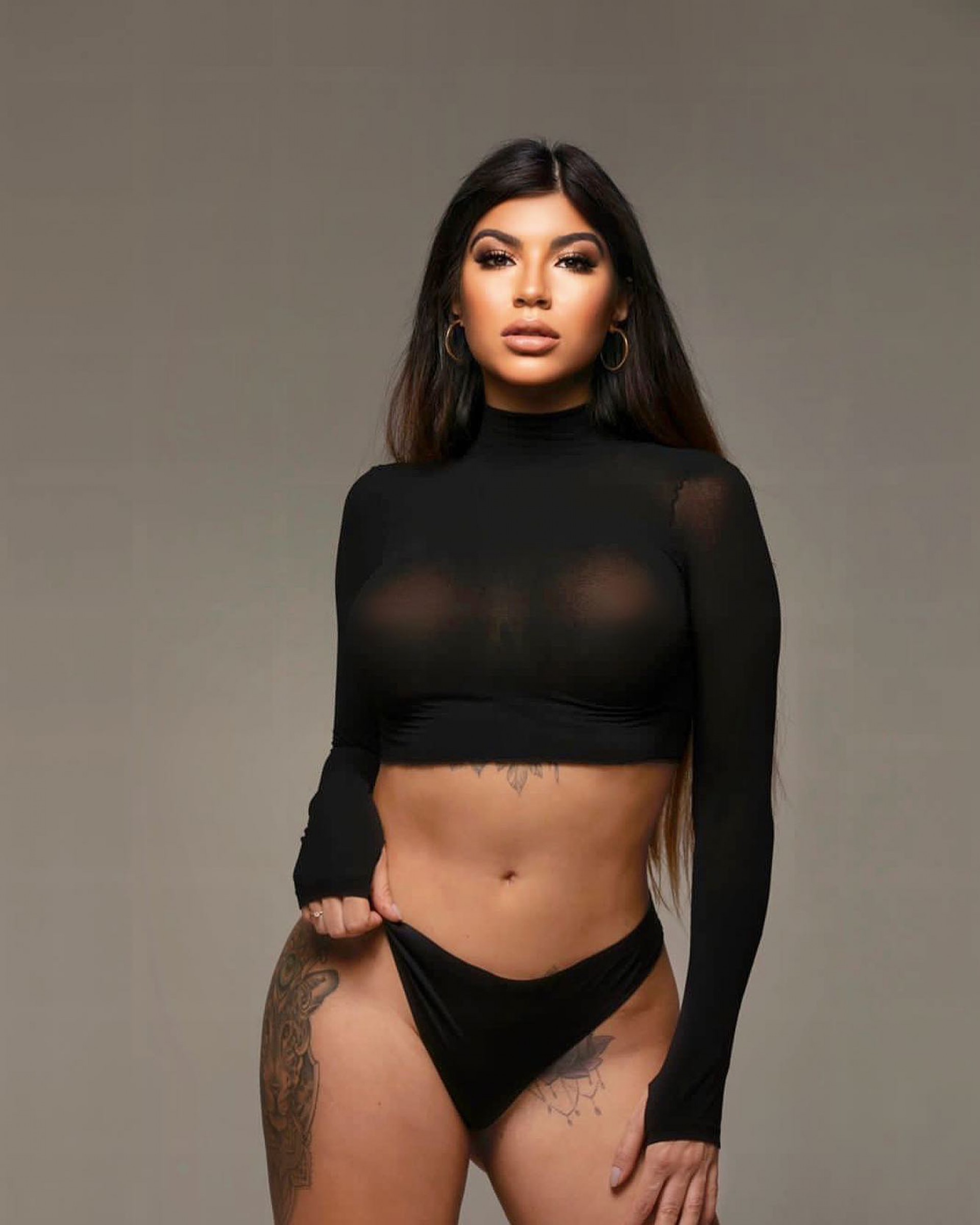 Modelo suspeita de matar o noivo em motel é presa seminua em posto de gasolina - Reprodução