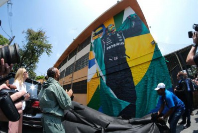 Hamilton ganha mural do artista Kobra em escola pública de São Paulo