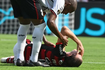 Filipe Luís critica final da Libertadores em Guayaquil: ‘Parecia que eu tinha comido areia no aquecimento’