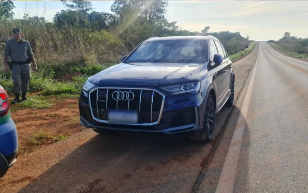 Carro de luxo que modelo usou para fugir após matar noivo - Divulgação/Polícia Militar