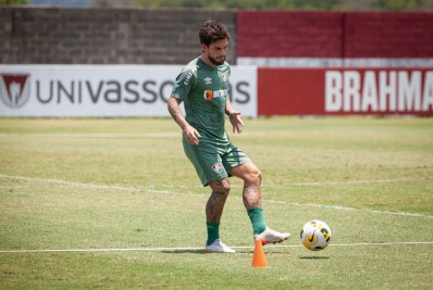 Contra o Bragantino, Nathan terá última oportunidade para provar que deve ficar no Fluminense em 2023