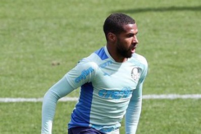 Vasco tem interesse na contratação de atacante do Palmeiras