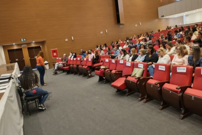 Secretaria de Educação orienta profissionais sobre recursos do FNDE