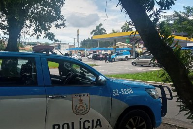 Após mortes e fechamento do comércio, Polícia Militar reforça segurança na Cidade Alegria