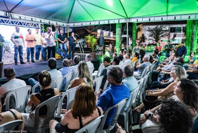 Cachoeiras de Macacu adere ao piso nacional da educação