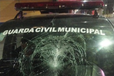 Flanelinha é preso após atacar viatura da ROMU em Cabo Frio