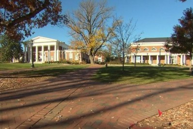 Tiroteio em universidade de Virgínia, nos EUA, deixa três mortos e dois feridos