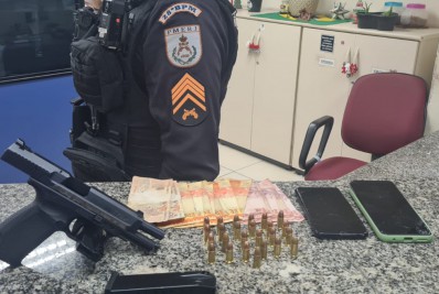 Foragido da prisão é preso por posse ilegal de arma em Volta Redonda