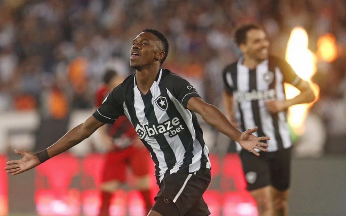 Jeffinho - Vitor Silva/Botafogo F.R.