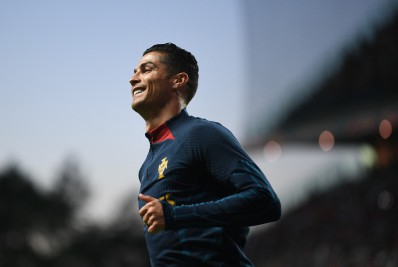 Manchester United anuncia rescisão contratual com Cristiano Ronaldo