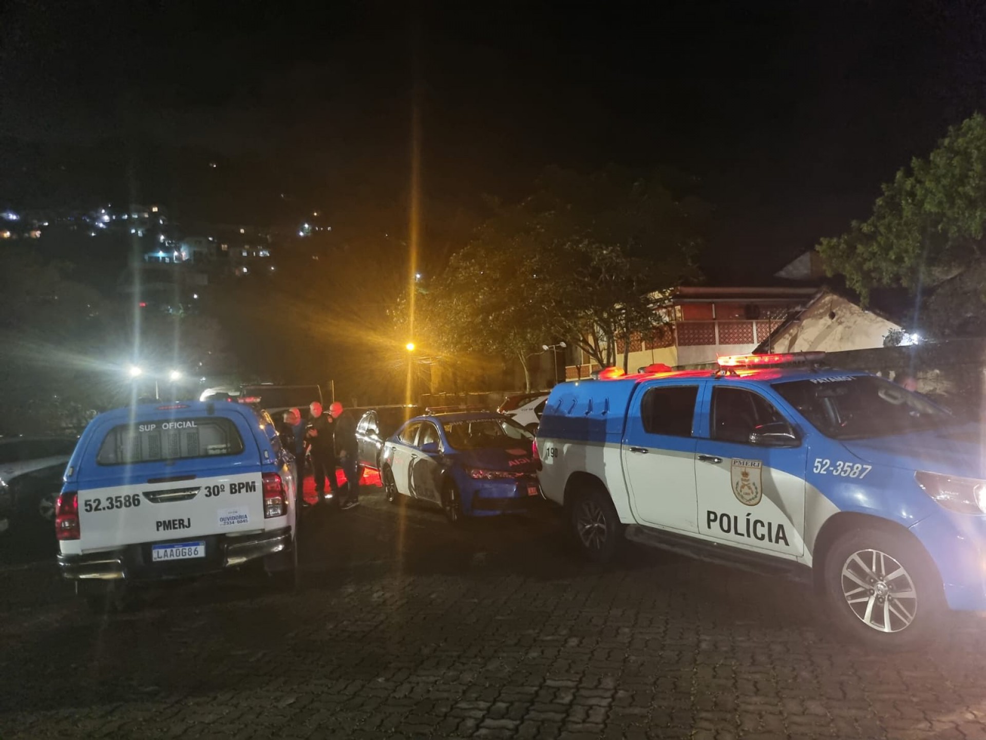 Policiais intensificam a luta contra o crime em Teres&oacute;polis - Divulga&ccedil;&atilde;o