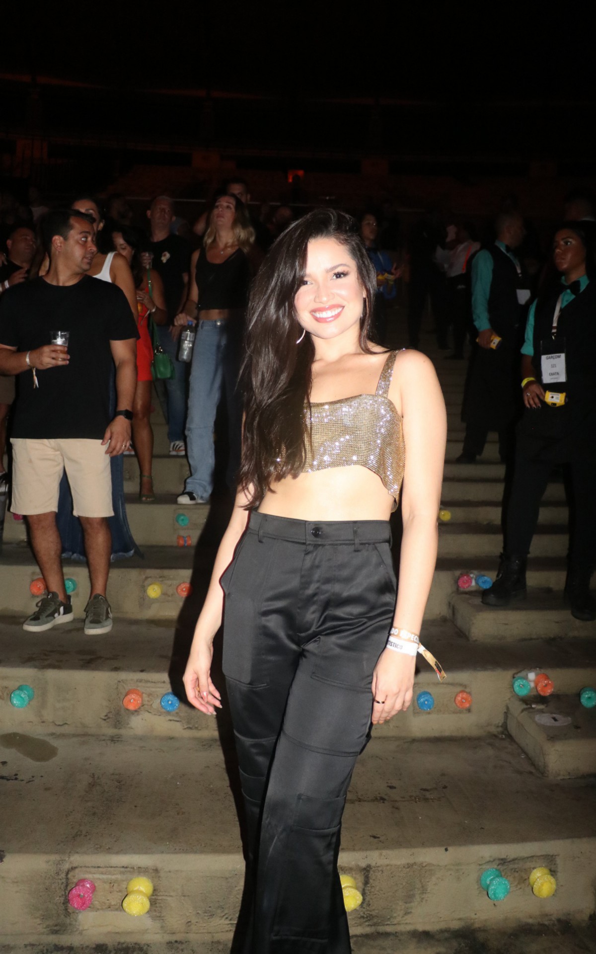 Juliette Freire curte show da banda Sorriso Maroto no Maracan&atilde;