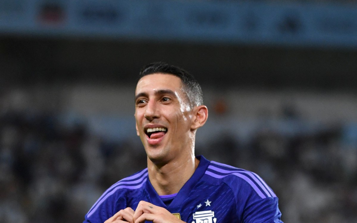 Di Mar&iacute;a fez dois gols na goleada por 5 a 0 em amistoso antes da Copa