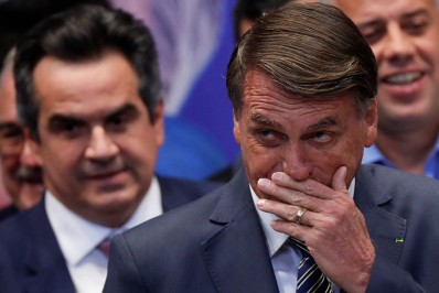 Governo autoriza assessores a acompanharem Bolsonaro em Miami 