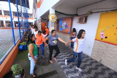 Defesa Civil de Belford Roxo realiza simulado para incêndio e vazamento de gás em unidades escolares