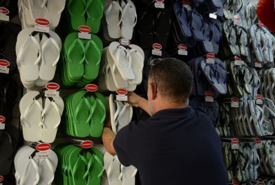 Confiança das micro e pequenas empresas recua 0,8 em outubro, mas permanece estável