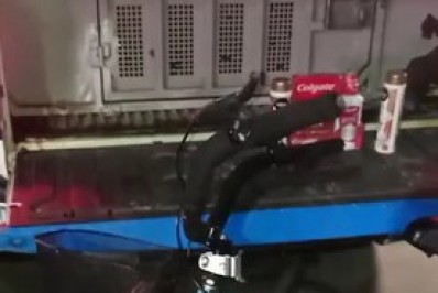 PM detém mulher após furto de bicicleta e farmácia em Cabo Frio