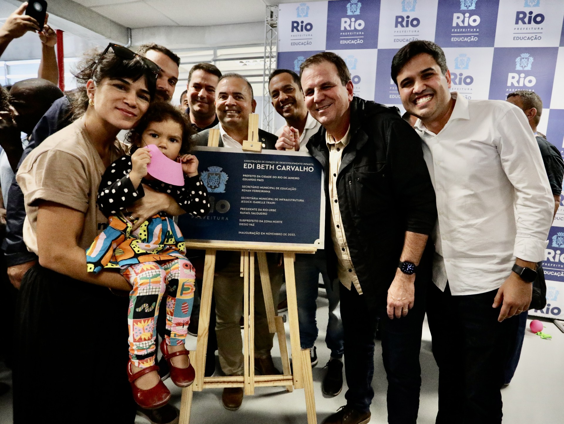 Eduardo Paes inaugura arena do handebol para os Jogos Olímpicos