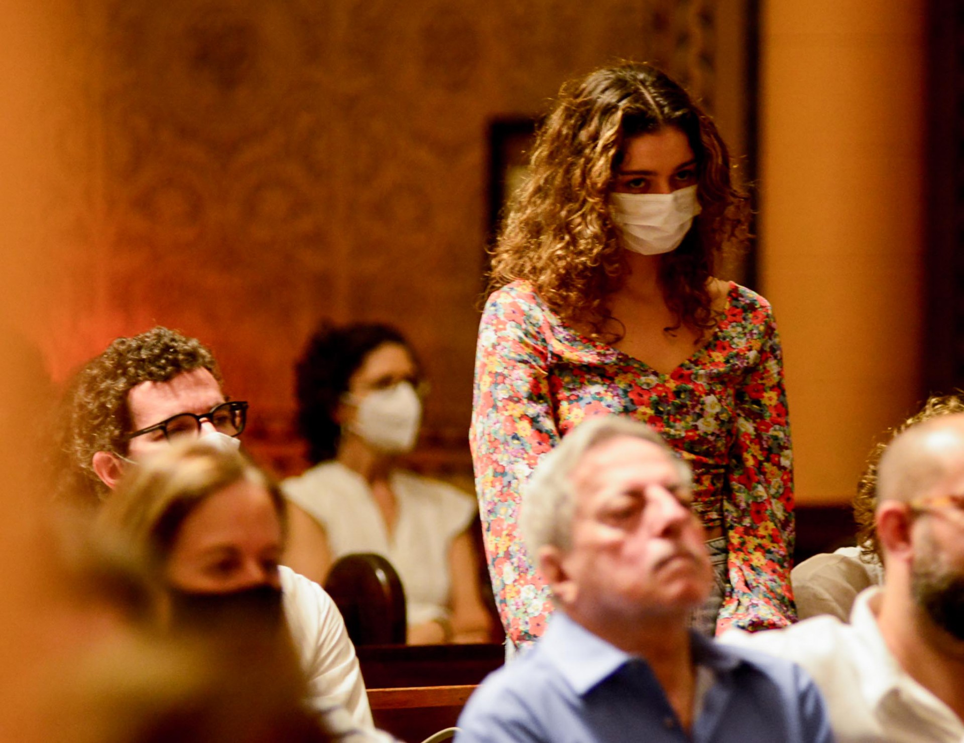 Amigos e familiares comparecem à Missa de Sétimo Dia da cantora Gal Costa, na Igreja Nossa Senhora da Paz, em Ipanema, na Zona Sul do Rio, na noite desta terça-feira - Webert Belício / Ag. News