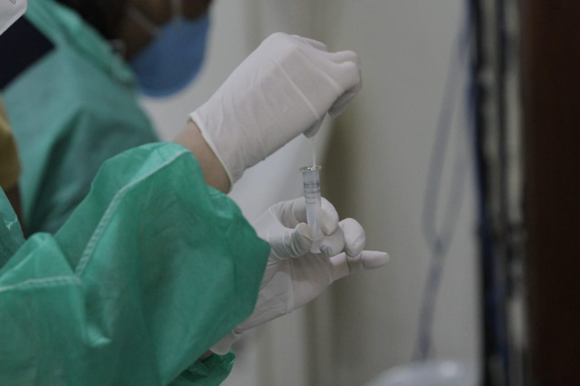 CMS Heitor Beltrão recebeu alta procura por testes e vacinação - Marcos Porto / Agência O Dia