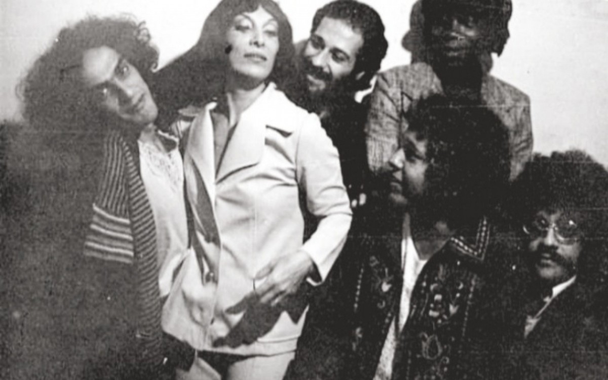 Marlene com Caetano Veloso, Jo&atilde;o Bosco, Milton Nascimento, Z&eacute; Rodrix  e Herm&iacute;nio Bello de Carvalho 