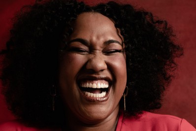 Luana Xavier celebra representatividade no 'Saia Justa': 'Questão de sobrevivência'