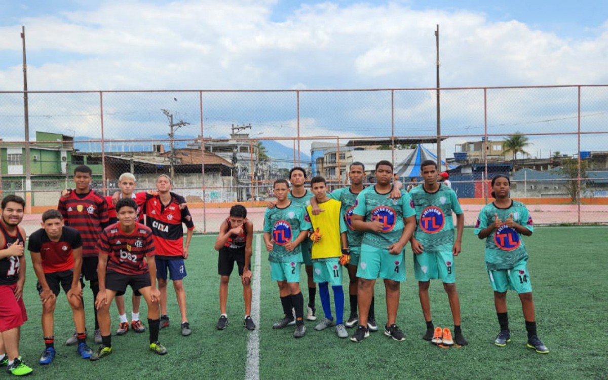 Alunos da E.E Castro Alves que participaram dos Jogos 