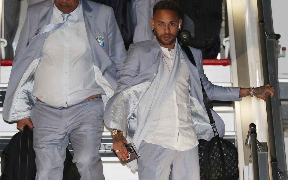 Brasil desembarca no Catar para disputa da Copa do Mundo