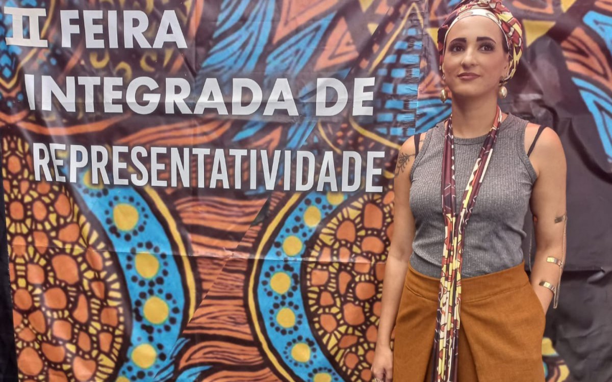 A professora de visual e moda da Faetec, T&acirc;misa Pereira, destacou a import&acirc;ncia do evento para o Dia da Consci&ecirc;ncia Negra