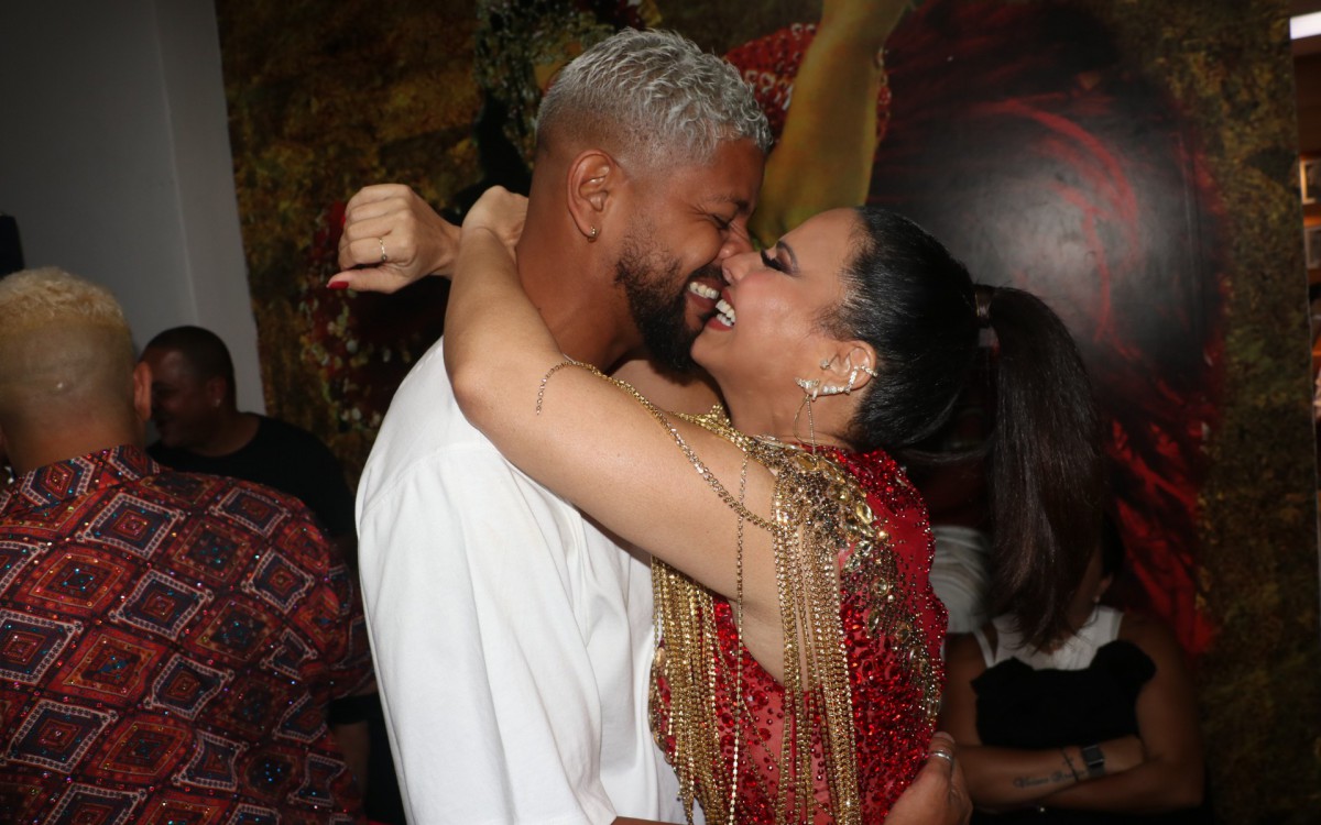 Viviane Ara&uacute;jo e o marido, Guilherme Milit&atilde;o