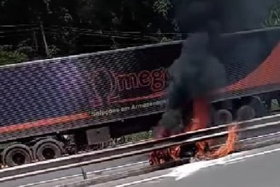 Motociclista morre em acidente na rodovia Rio-Petrópolis em Itaipava