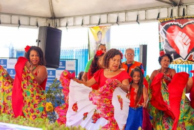 'Novembro Negro' é marcado por evento cultural afro em Nilópolis