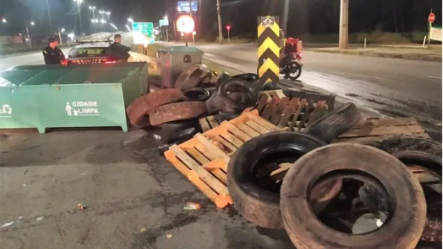 SC: PRF diz que bloqueios bolsonaristas usam táticas 'terroristas'