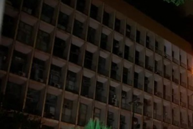 Cientistas recorrem a vaquinha virtual para manter Laboratório do Parkinson