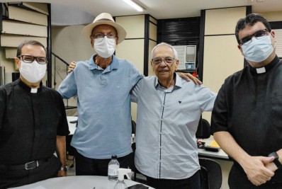 Prefeito de Cabo Frio assina ofício de desapropriação da sede da Secretaria de Educação