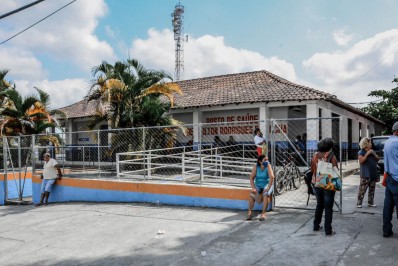 Vacinação contra Covid-19 em crianças com comorbidades de 6 meses a 2 anos começa nesta terça-feira (22/11)