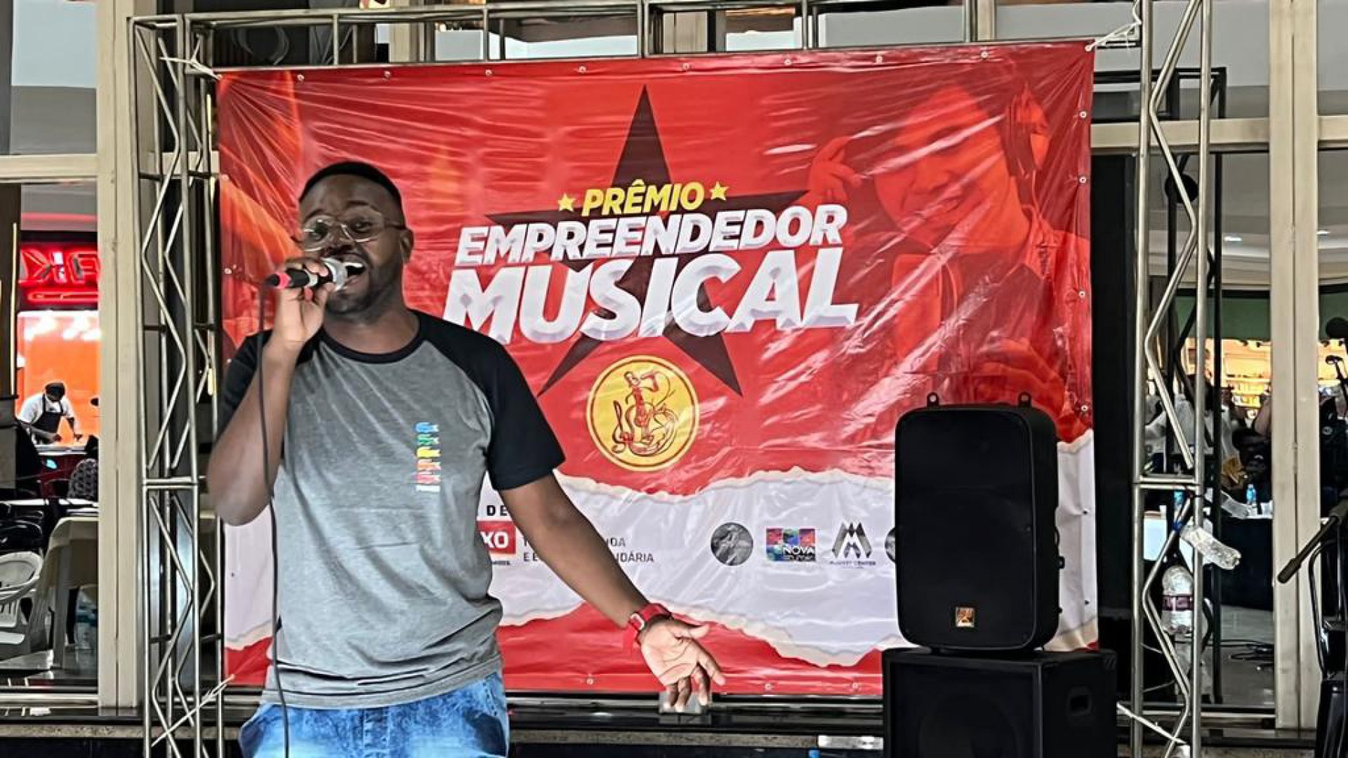 Wesley Brown tamb&eacute;m est&aacute; na final - Divulga&ccedil;&atilde;o