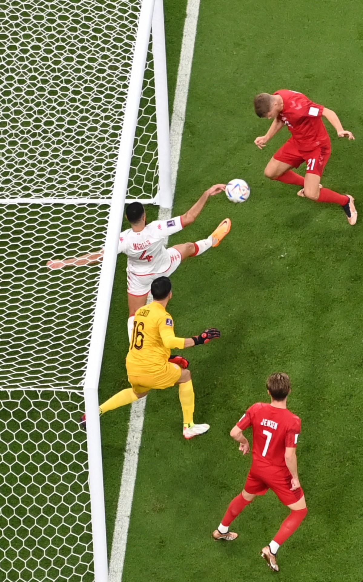 Partida entre Dinamarca e Tunísia foi a primeira sem gols na Copa do Mundo de 2022 - AFP