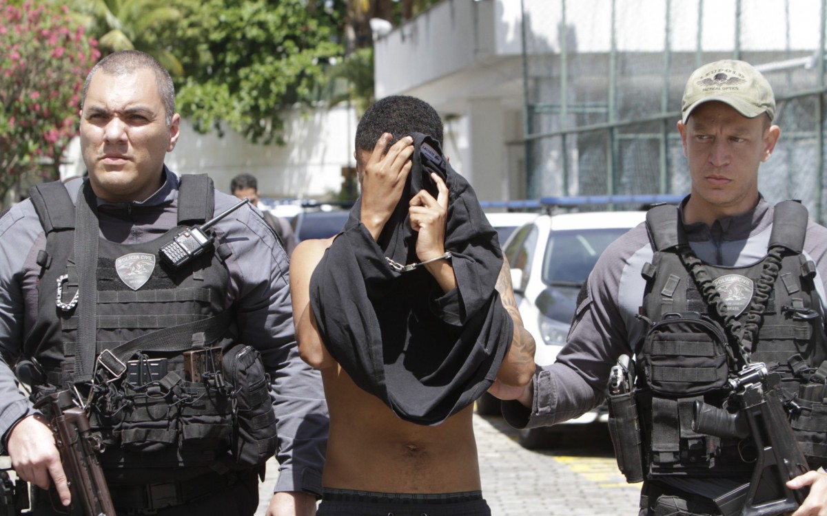 Operação da Polícia Civil e Gaeco. Fotos: Marcos Porto/Agência O Dia - Marcos Porto/Agencia O Dia