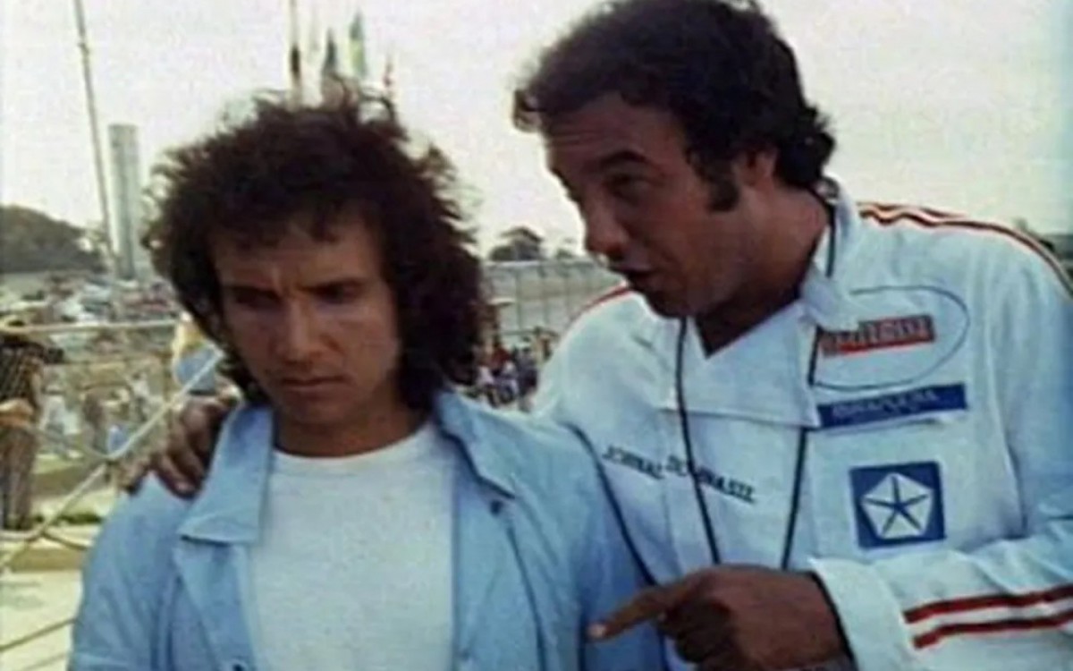 Roberto Carlos e Erasmo Carlos estrelaram o filme 'Roberto Carlos a 300 quilômetros por hora' - Reprodução 
