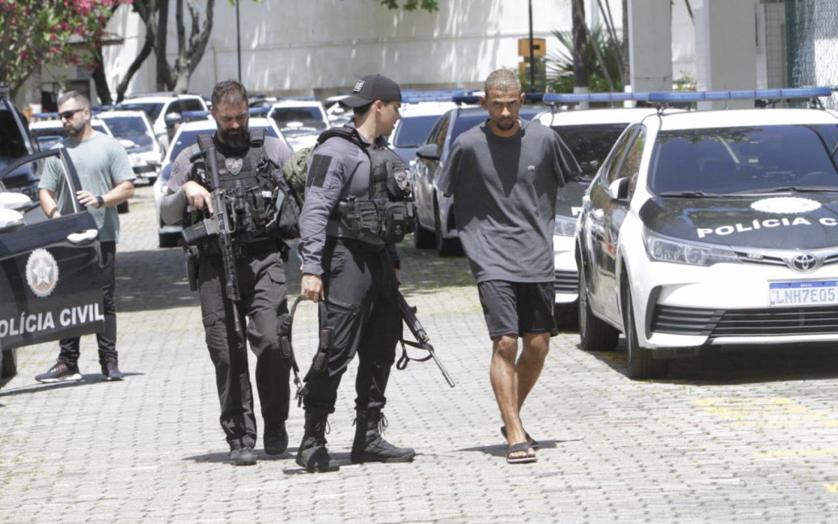 Integrantes de organiza&ccedil;&atilde;o criminosa, acusada de tr&aacute;fico e roubo de cargas, foram presos em opera&ccedil;&atilde;o realizada pela Pol&iacute;cia Civil, com apoio do MPRJ