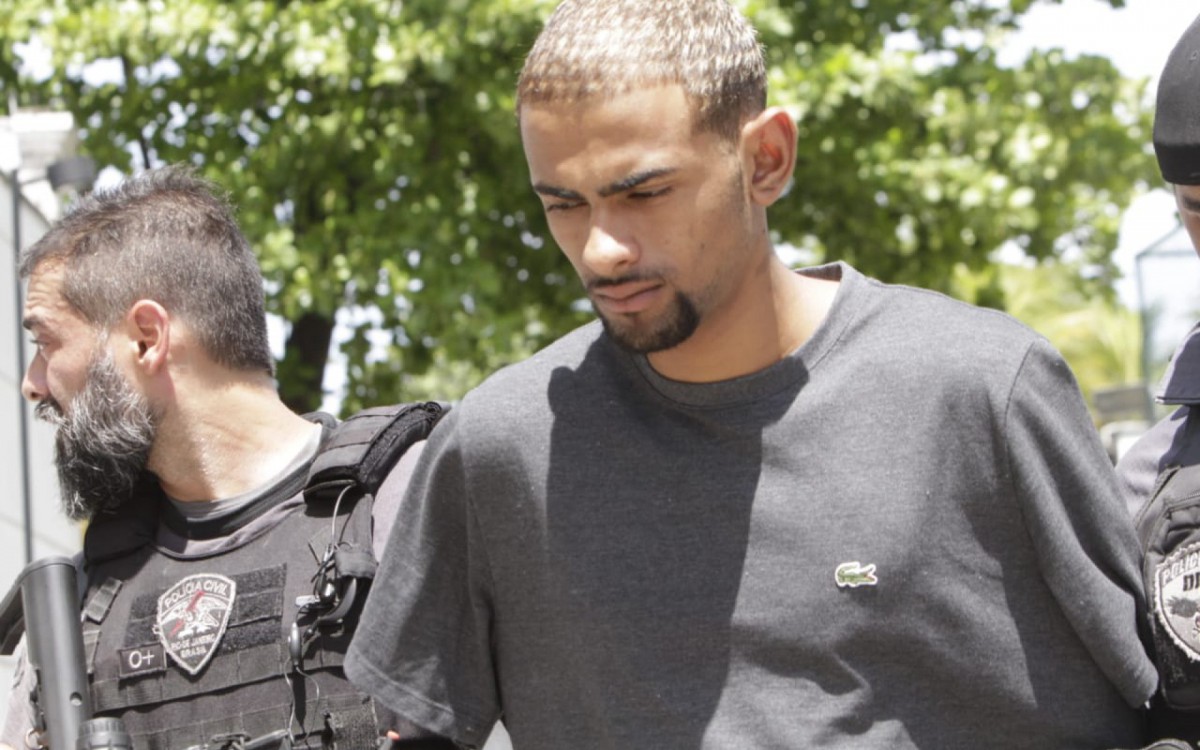 Integrantes de organiza&ccedil;&atilde;o criminosa, acusada de tr&aacute;fico e roubo de cargas, foram presos em opera&ccedil;&atilde;o realizada pela Pol&iacute;cia Civil, com apoio do MPRJ