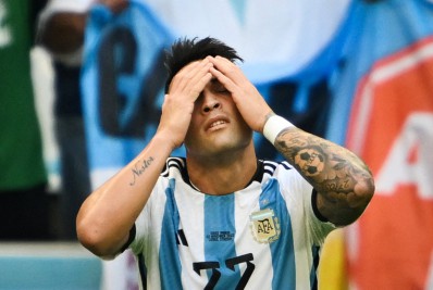 Familiar de atacante da Argentina toma vidro em suco no Catar e é internado