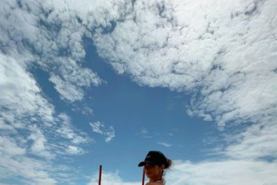 Kelly Key posa de biquíni e exibe o corpo escultural