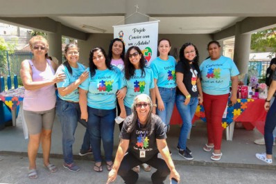 Quarta feira de mães de autistas empreendedoras agitou a Praça Sete Anões