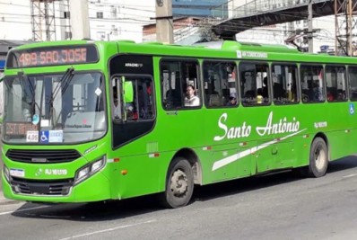 Homem morre vítima de bala perdida dentro de ônibus em Caxias