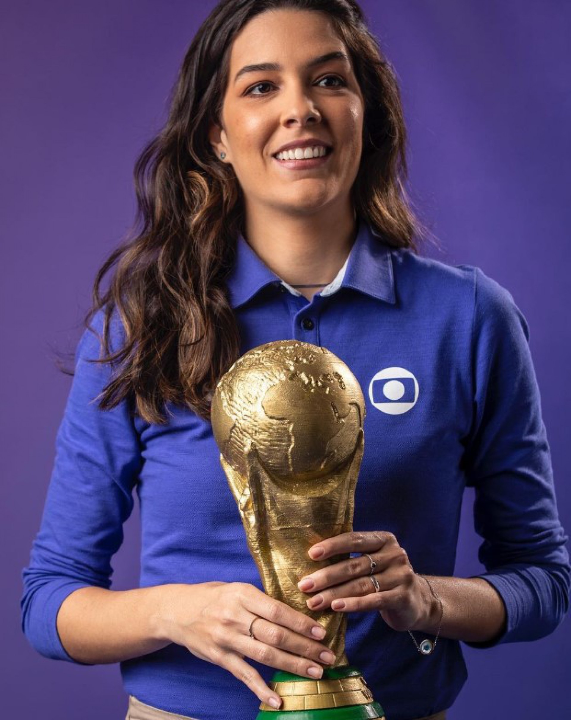 Renata Silveira é a primeira mulher a narrar uma partida pela Copa do Mundo na TV aberta - Reprodução/Instagram
