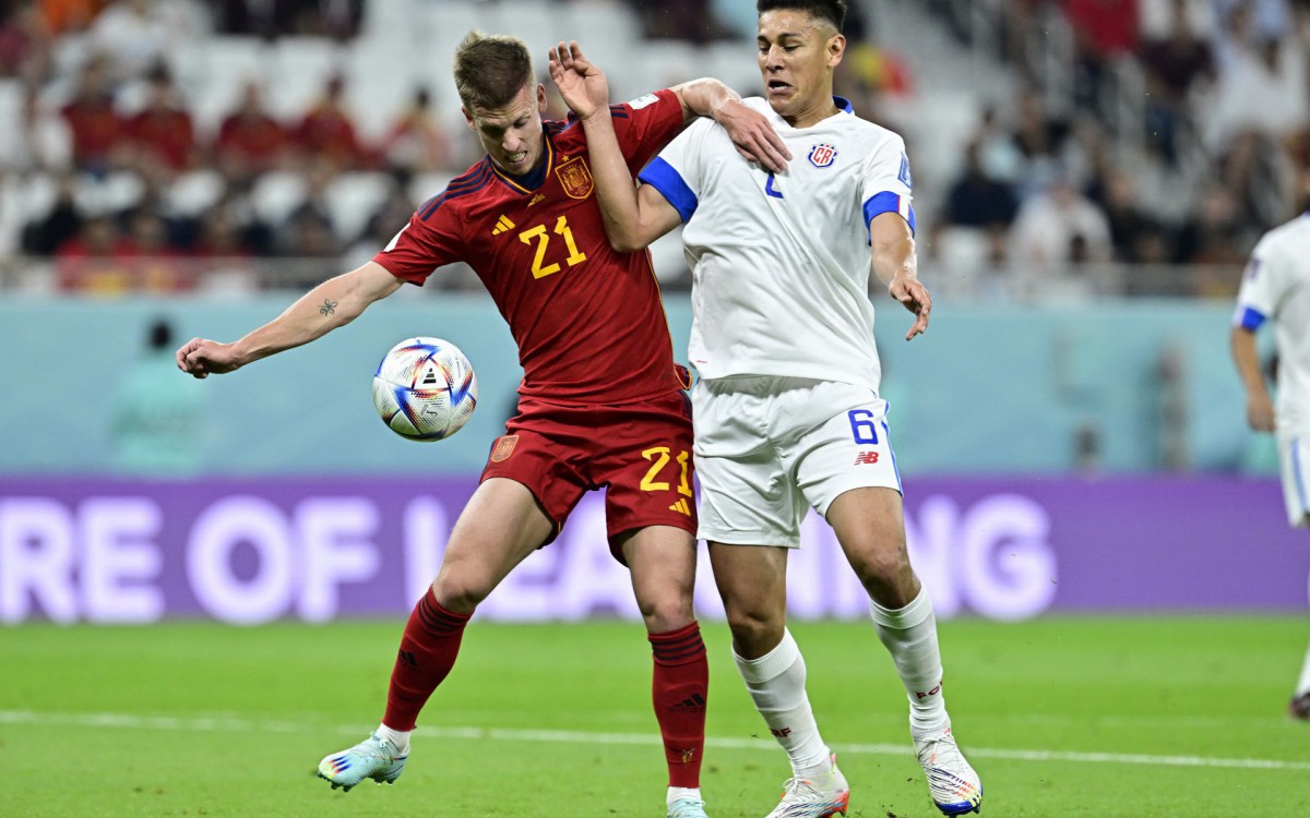 Espanha vence a Costa Rica e larga bem na Copa do Mundo