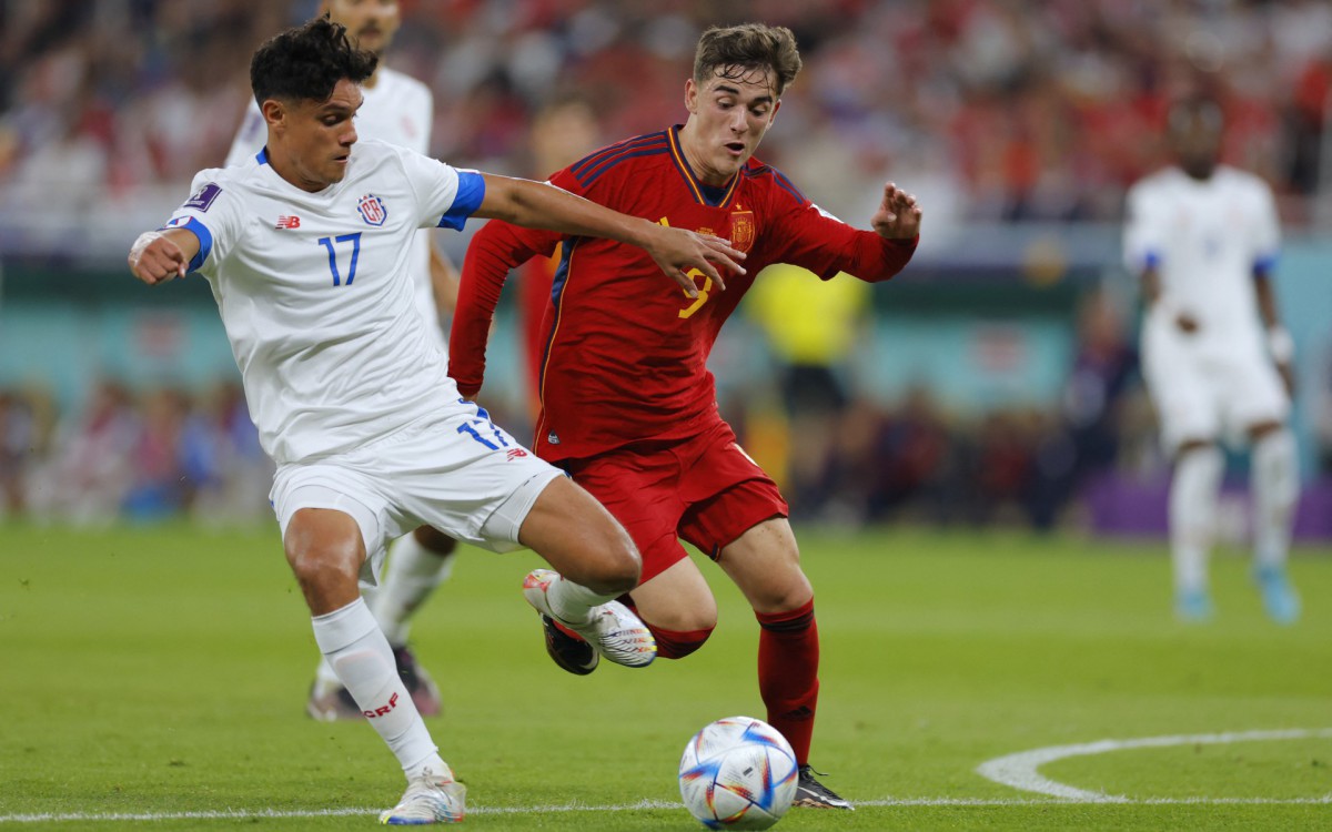 Espanha vence a Costa Rica e larga bem na Copa do Mundo